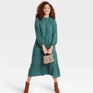 NWT! Green paisley maxi dress!